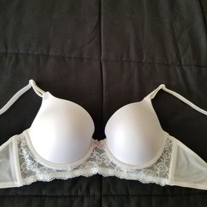 Vassarette Bra 34C